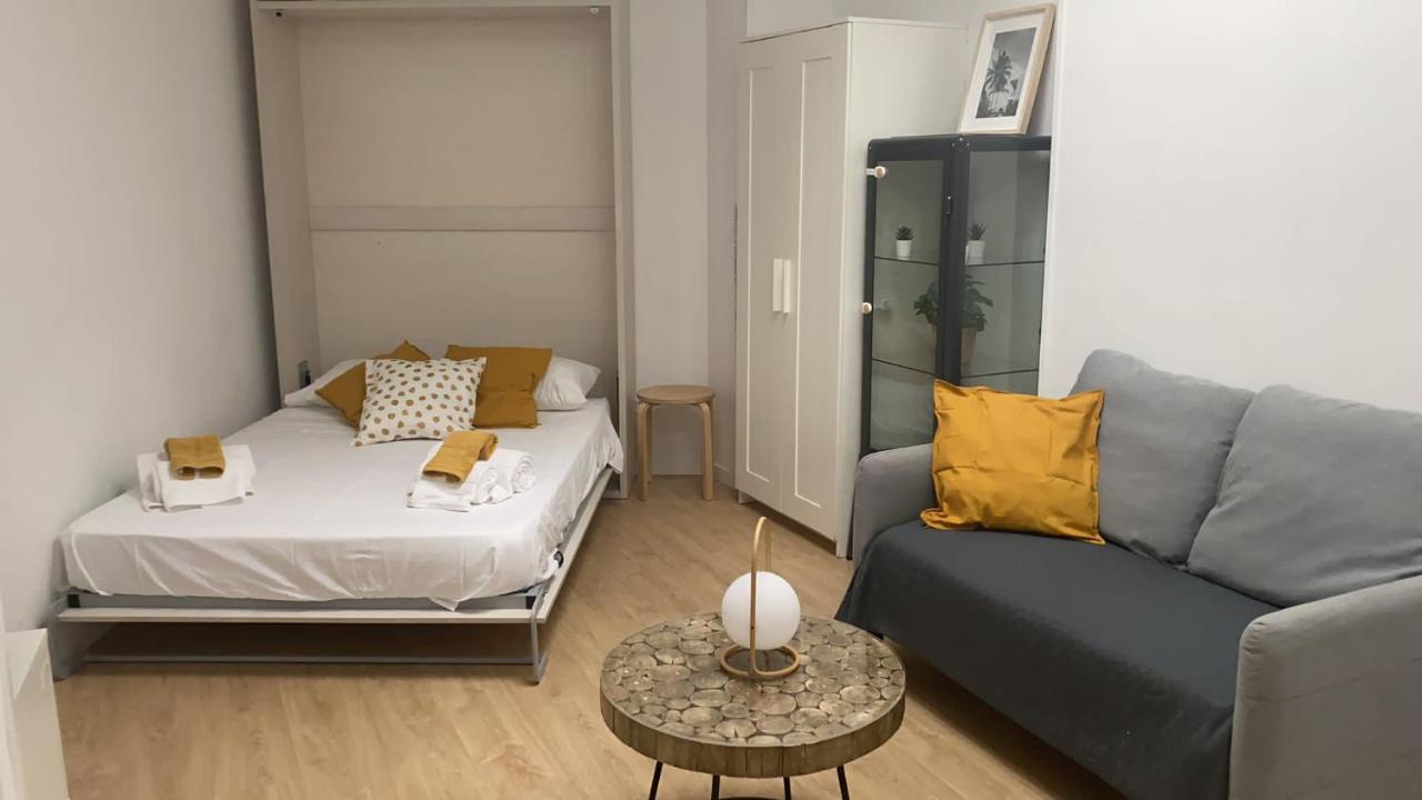 Bonito Estudio Con Terraza مدريد المظهر الخارجي الصورة